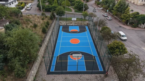 Çayırova Belediyesi, Parklardaki Basketbol Sahalarını Yeniledi