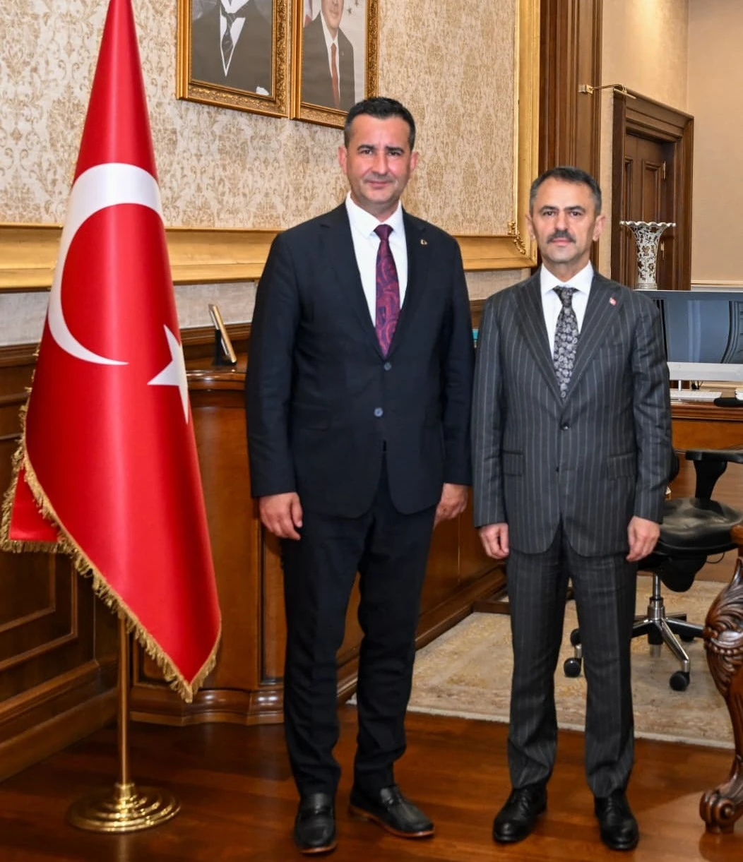 Türk Metal Kocaeli Başkanı Özgür Koca’dan Vali Aktaş’a Ziyaret