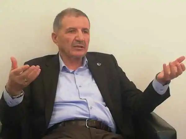 İlyas Şeker Evlat Hasretini ve Deprem Gerçeğini Bu Sözlerle Anlattı İlyas Şeker Evlat Hasretini ve Deprem Gerçeğini Bu Sözlerle Anlattı