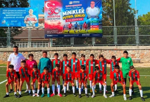 Körfez’de 30 Ağustos Minikler Futbol Şenliği: Alparslan Ersel Sayarı Anısına