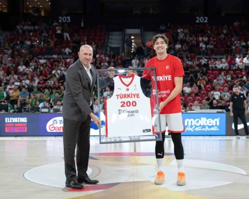 A Milli Basketbol Takımı, FIBA 2027 Elemeleri’ne Litvanya Galibiyetiyle Başladı: 94-66!