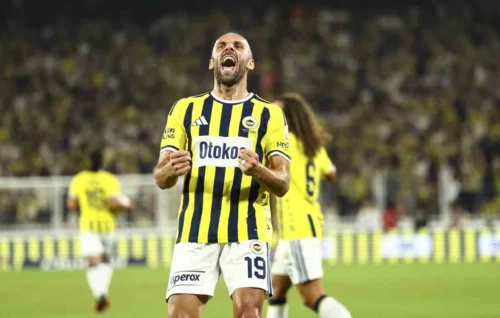 Fenerbahçe’nin Golcüsü Vedat Muriqi, 2. Sezonunda Ağları Salladı: 6 Yıl Sonra Kadıköy’de Gol Sevinci