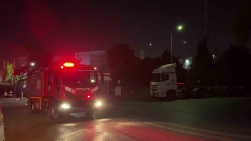 Gebze Kozmetik Fabrikasında Nitrik Asit Döküldü: Kimyasal Madde Kontrol Altına Alındı