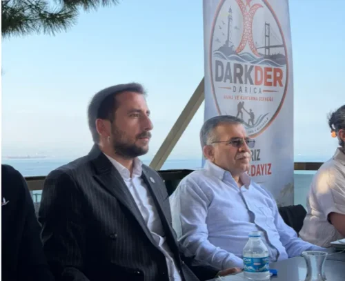 DARKDER VE MUHTARLAR BİR ARAYA GELDİ
AFETLERE KARŞI İŞ BİRLİĞİ