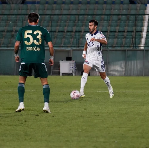 Esenler Erokspor 1-1 Sarıyer: Trendyol 1. Lig 2. Hafta Maç Sonucu