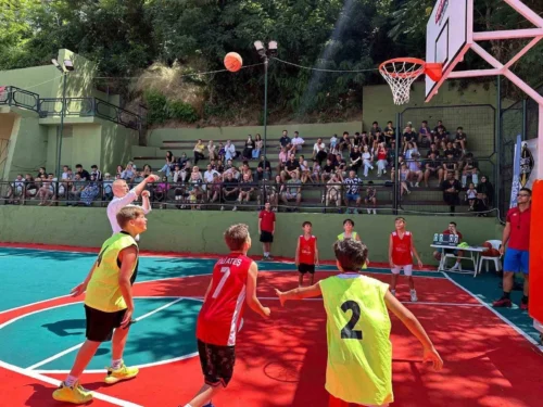 Gölcük Değirmendere’de Geleneksel Sokak Basketbolu Turnuvası Başladı: 102 Takım Sahada