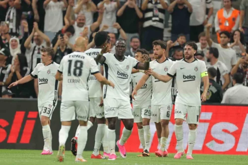 Beşiktaş – Hradec Kralove Rövanşı: UEFA Avrupa Ligi Play-off Hedefi!