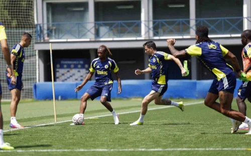 Fenerbahçe’de Şampiyonlar Ligi Lyon Mesaisi Başladı