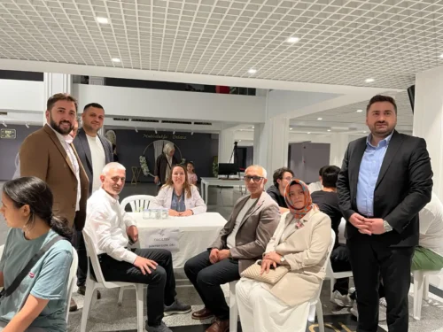 AK Genç Gebze’den Üniversite Adaylarına Büyük Rehberlik