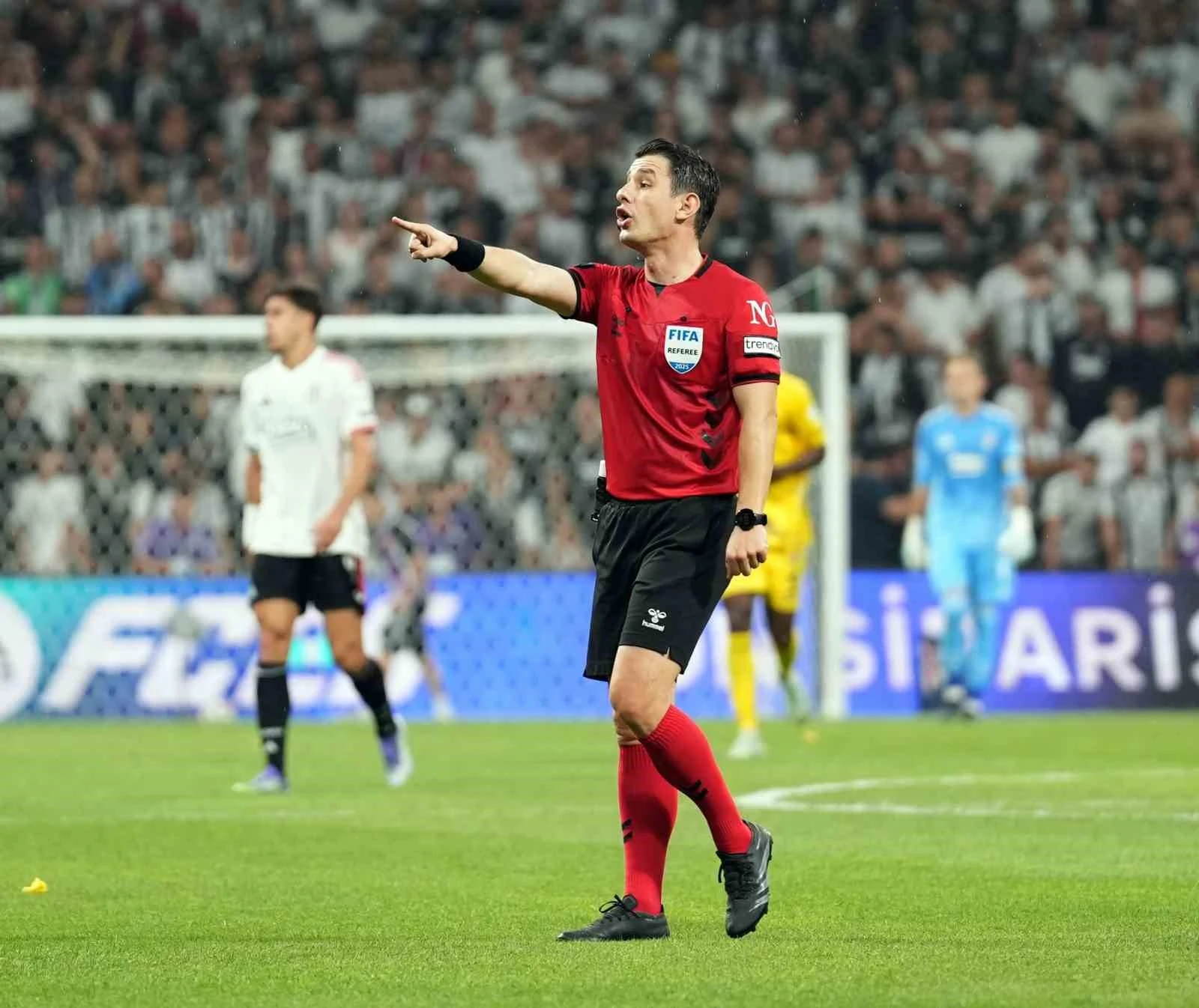 Halil Umut Meler 4. Kez Fenerbahçe-Beşiktaş Derbisinde Düdük Çalacak