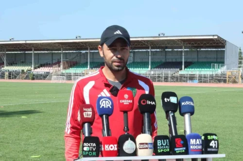 Kocaelispor’da Selçuk İnan: “Doğru Transferler Yaptık, Samsunspor Maçı Final”