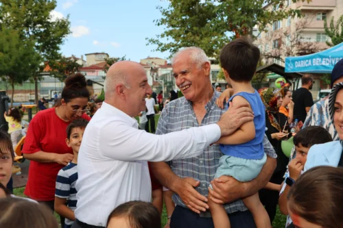 Darıca Gönül Birliği Aile Festivali: Yahya Deniz Konseri ve Dopdolu Etkinlikler