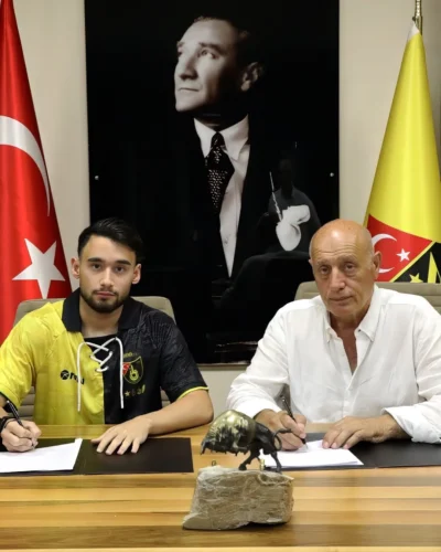 İstanbulspor, Hatayspor’dan Ünal Emre Durmuşhan’ı Transfer Etti