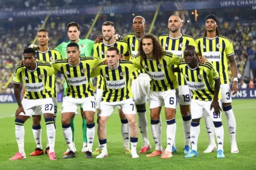 Fenerbahçe Roma Şampiyonlar Ligi Maçı: 18 Yıllık Hasret Bitiyor, İlk Randevu!