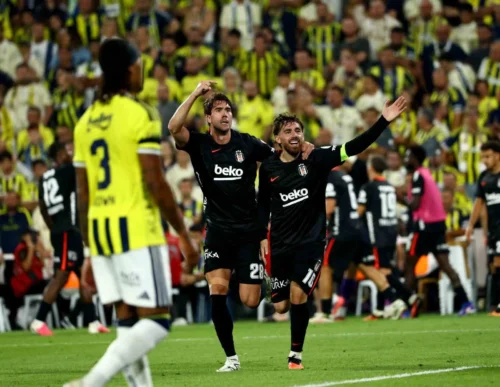 Trendyol Süper Lig: Beşiktaş, Kadıköy’de Fenerbahçe’yi 2-1 Mağlup Etti