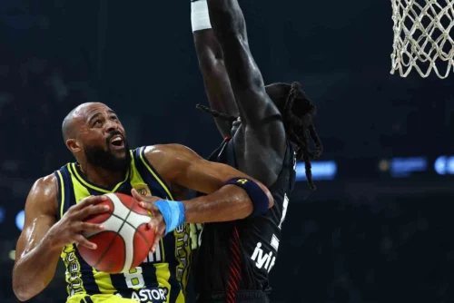 Fenerbahçe, 39. Erkekler Cumhurbaşkanlığı Kupası’nda Beşiktaş’ı 72-59 Mağlup Ederek Şampiyon Oldu