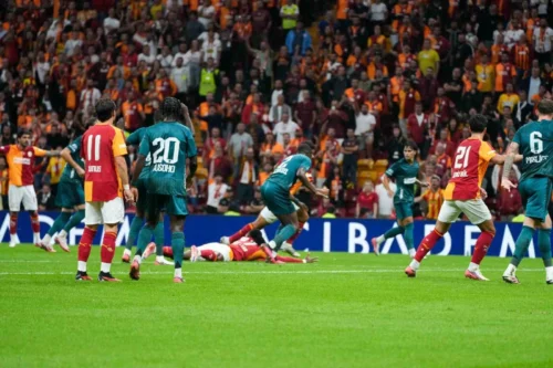 Trendyol Süper Lig: Galatasaray – Kocaelispor Maçı İlk Yarı 0-0!