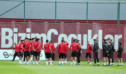 A Milli Takım, İtalya Maçı İçin Bursa’da: Uluslar Ligi Hazırlıkları Başladı