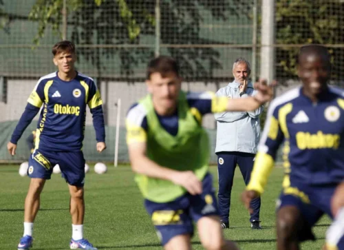 Fenerbahçe, Çaykur Rizespor Maçı Hazırlıklarını Sürdürdü
