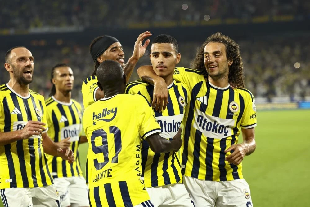 Fenerbahçe Şampiyonlar Ligi Kadrosu Açıklandı: Talisca ve Çağlar Söyüncü Yok!
