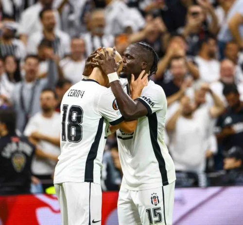 Beşiktaş’tan UEFA Avrupa Ligi’ne 4-1’lik Marsilya Zaferi