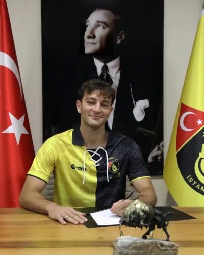 İstanbulspor, Emrecan Uzunhan’ı Yeniden Kadrosuna Kattı: 2 Yıllık Sözleşme
