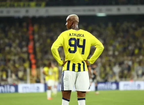 Fenerbahçe, Anderson Talisca ile Yollarını Ayırdı: Sözleşmesi Feshedildi
