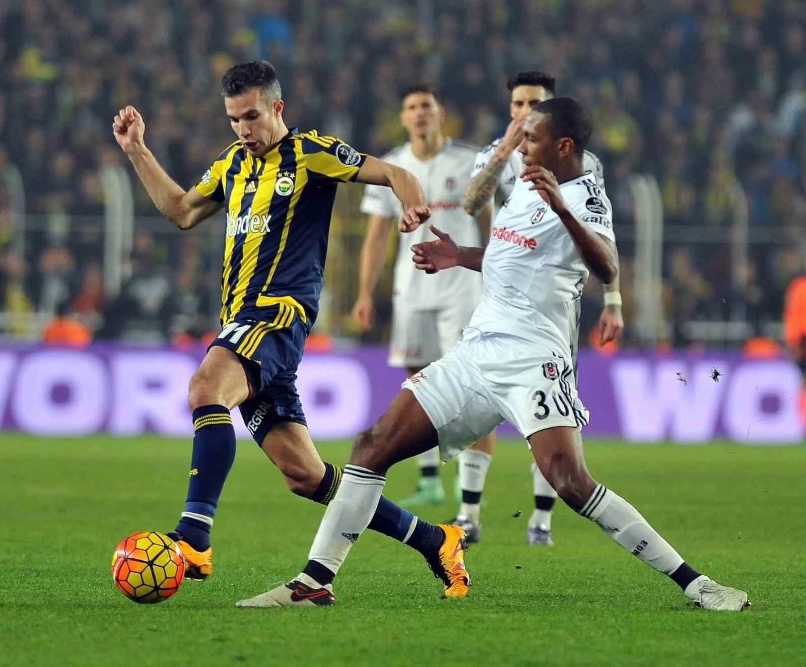 Kadıköy’de 60. Fenerbahçe-Beşiktaş Derbisi: Tarihi Rekabet ve İstatistikler