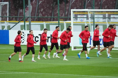 A Milli Takım Belçika Maçına Hazırlanıyor: Kökçü ve Topçu Yok!