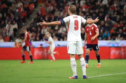 İngiltere, UEFA Uluslar Ligi’nde Çekya’yı 2-0 Mağlup Ederek İlk Galibiyetini Aldı