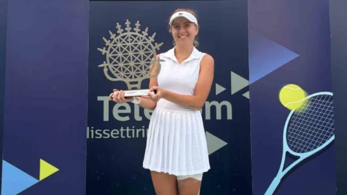 Berfu Cengiz, Türk Telekom Ankara Open’da Tarihi WTA 125 Şampiyonu Oldu