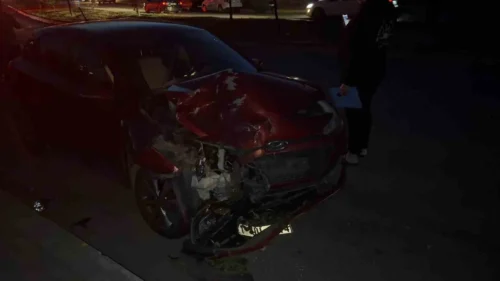 Gebze Otobüs Kazası: Virajı Alamayan Otobüs Karşı Şeride Geçti, 3 Yaralı
