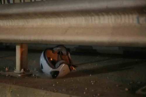 Kocaeli Başiskele’de Motosiklet Bariyere Çarptı: Sürücü Yaralandı