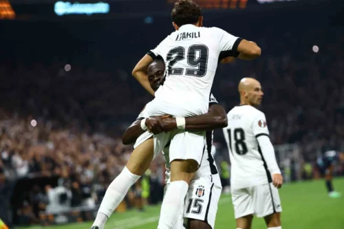 UEFA Avrupa Ligi: Beşiktaş Marsilya’yı 4-1 Mağlup Etti, İlhan Fakılı’dan 3. Gol