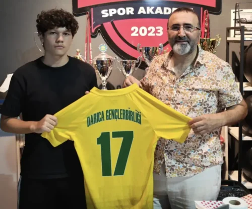 ÇAYIROVA GENÇLERBİRLİĞİ’NDEN DARICA GENÇLERBİRLİĞİ’NE TRANSFER