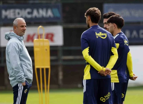 Fenerbahçe, Çaykur Rizespor Maçı Hazırlıklarını Sürdürdü