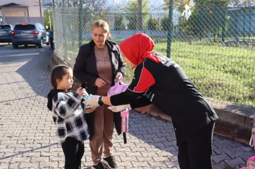 İzmit Belediyesi Beslenme Saati Projesiyle Öğrencilere Kesintisiz Destek