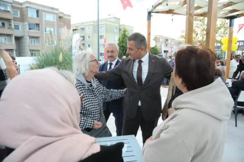 İzmit Alikahya’da Gülümse Kafe Açıldı: Yeni Sosyal Yaşam Alanı