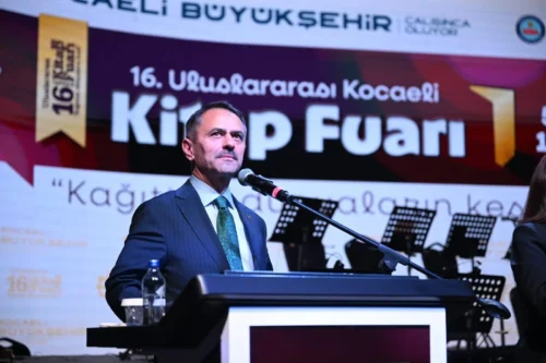 16. Kocaeli Kitap Fuarı Coşkuyla Açıldı: Protokolden Tam Not, Hedef 1 Milyon Ziyaretçi ve Kütüphane Müjdesi