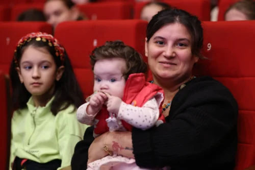 Dilek Cesur, Kocaeli Kitap Fuarı’nda “Yeni Bir Ben” ile İlişkiler ve Farkındalığı Anlattı