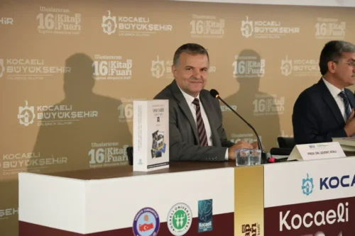 Kocaeli spor tarihini gelecek nesillere taşıyan kitap tanıtıldı