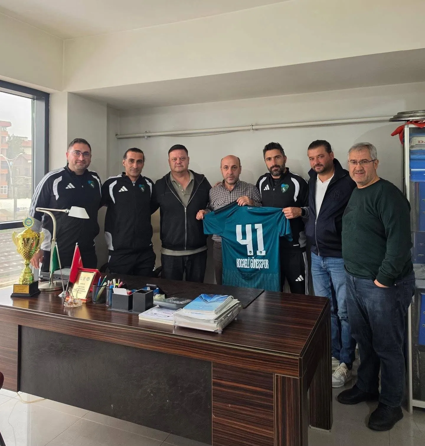 Kocaelispor, genç transfer sonrası Güneşspor’u ziyaret etti