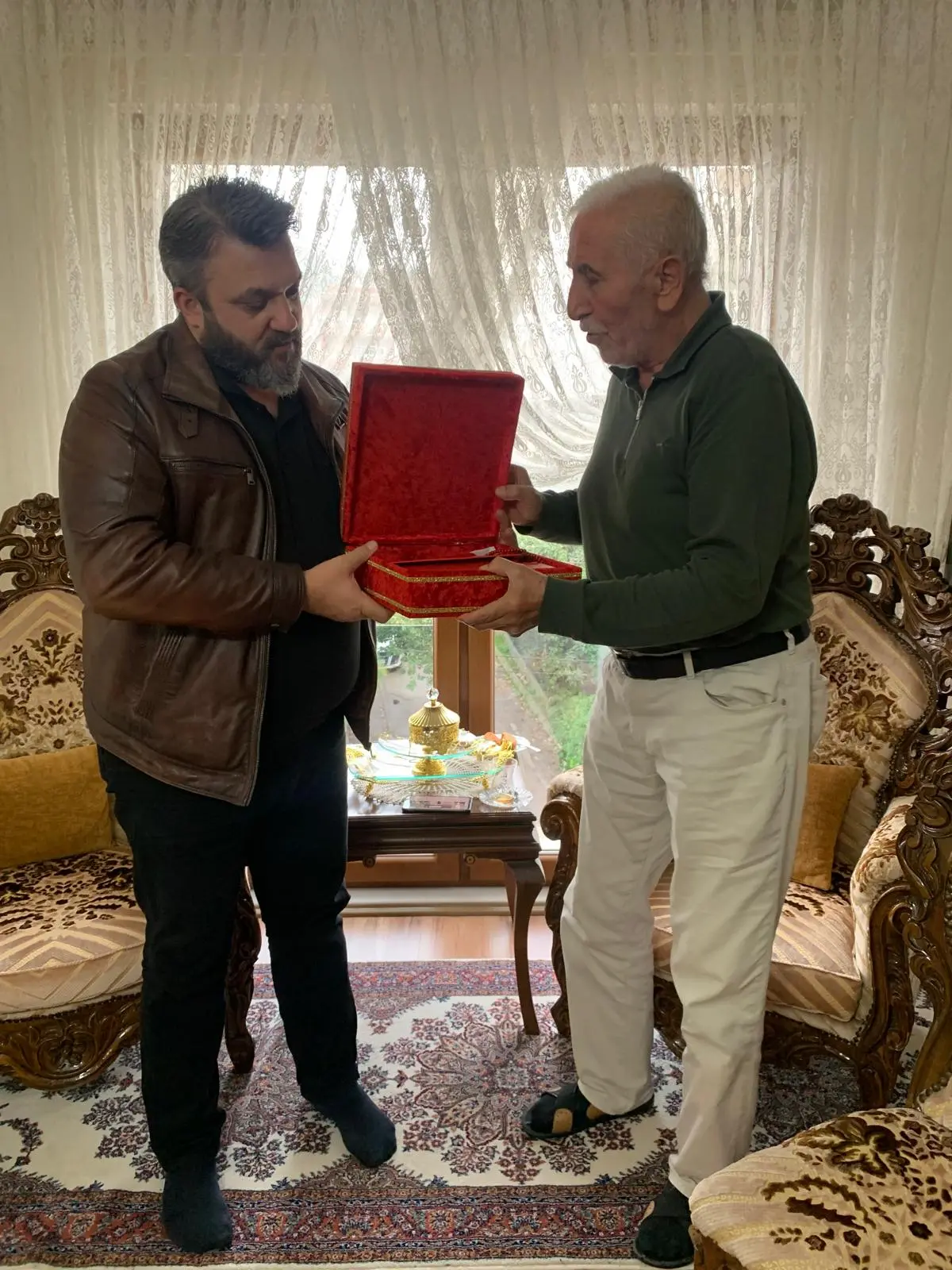 İzmit Belediyesi’nden Gazilere Minnet ve Vefa Ziyaretleri