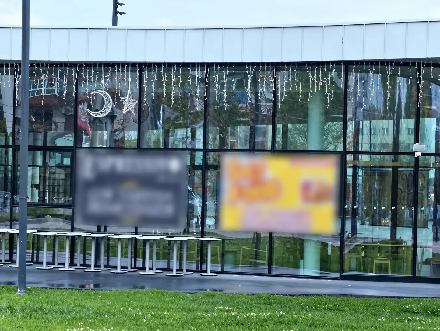 İzmit Milli İrade Meydanı’nda The Co. yerini yeni işletmeye bırakıyor