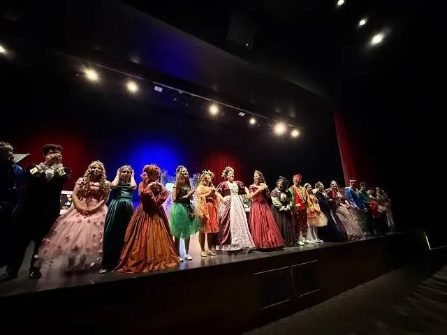 Çayırova’da Prenses Çeçil tiyatrosu hava şartları nedeniyle iptal