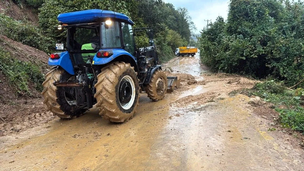 Kocaeli’de sağanak hayatı felç etti: Metrekareye 214,9 kg yağış