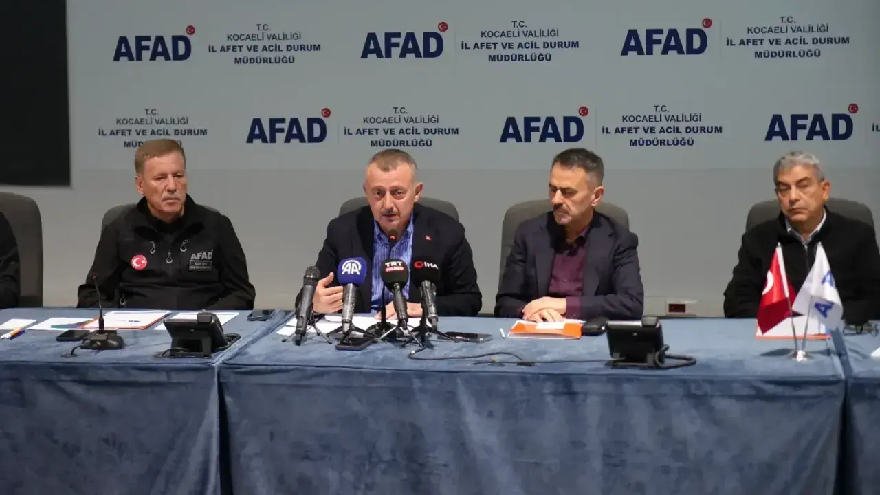 Kocaeli’de sel sonrası yaralar sarılıyor, destekler sürüyor