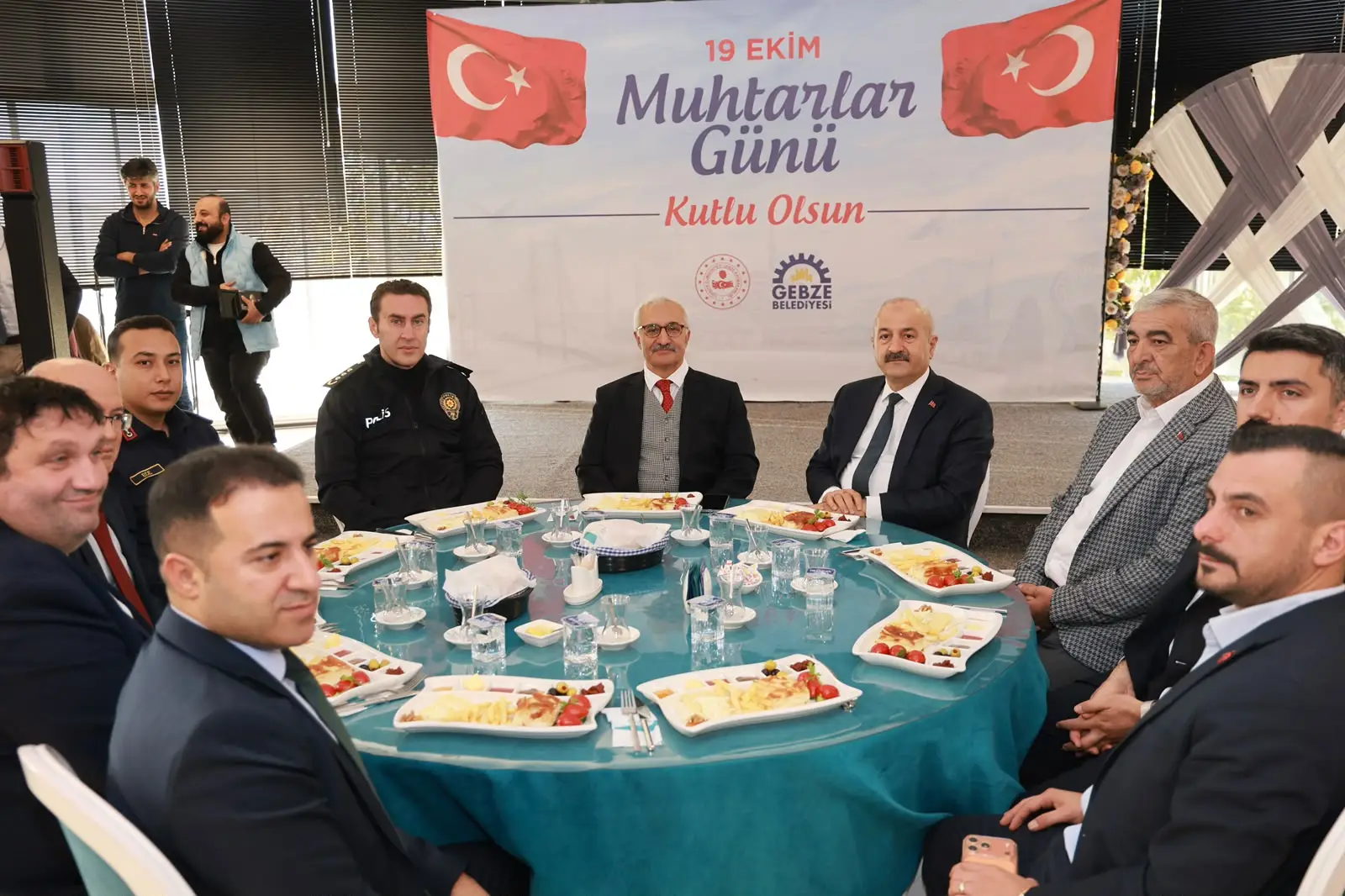 Gebze’de Muhtarların Gücü Kutlandı: Halkla İç İçe Yönetim