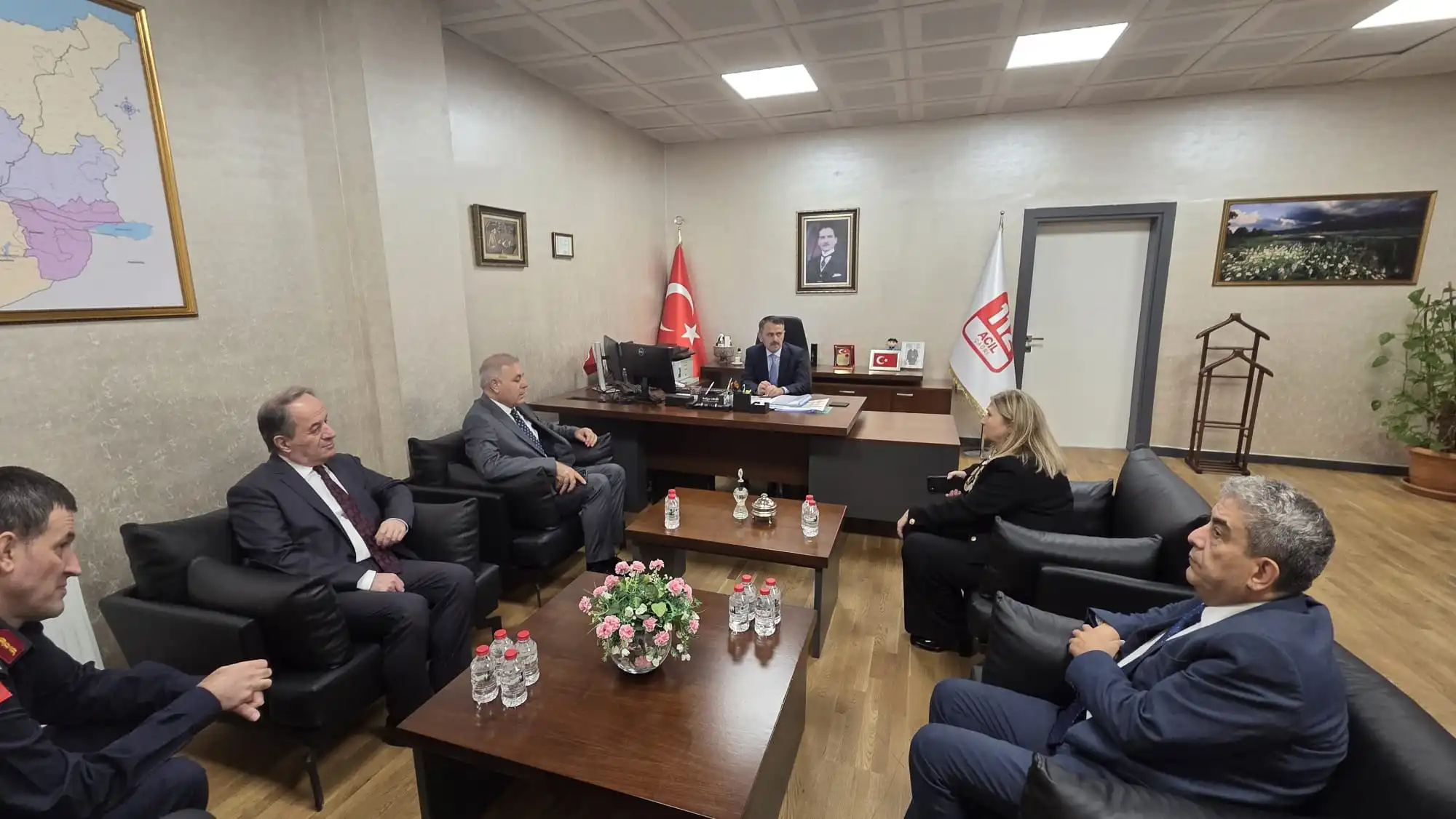 Kocaeli Valisi Aktaş, 112 Acil Müdürü Ergül’ün Acısını Paylaştı