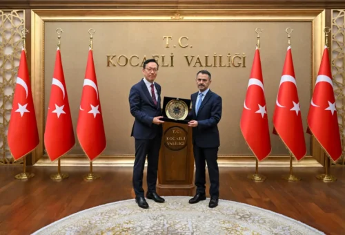 Kocaeli’de Diplomatik Buluşma: Güney Kore Başkonsolosu Valilikteydi